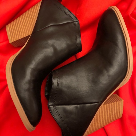 DV Target Brand Open Ankle Boots - Picture 7 of 8